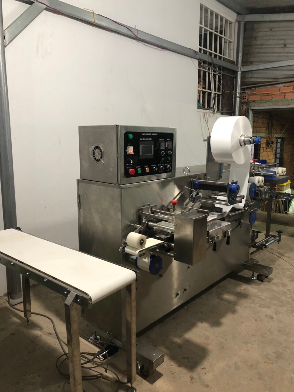 Khám Phá Toàn Diện Về Máy Đóng Gói Khăn Ướt - Giải Pháp Tối Ưu Cho Doanh Nghiệp Sản Xuất Khăn Lạnh